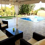 Villa Artemisia *