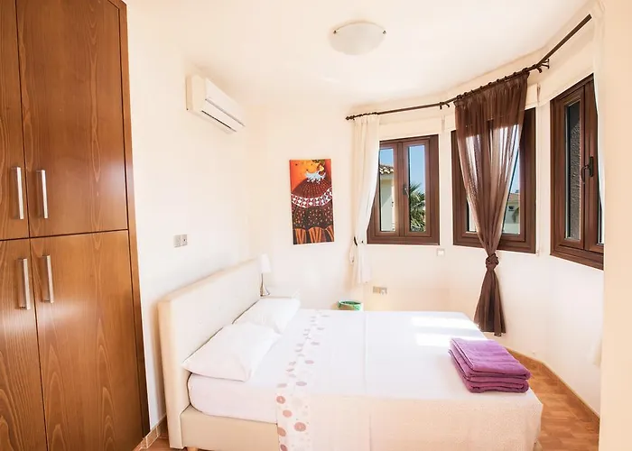 Artemisia Villa Protaras